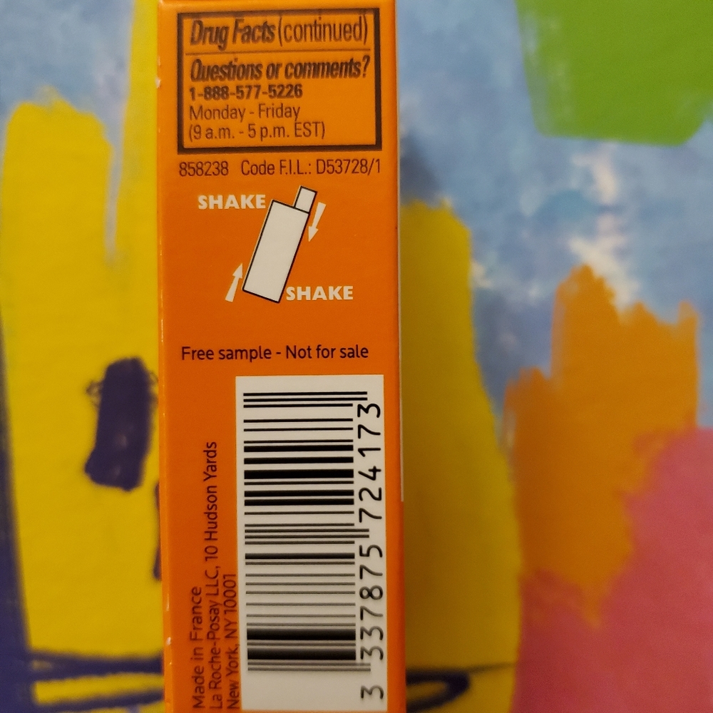 Mineral light fluid SPF 50 face sunscreen (sample) - Picture 5 of 5